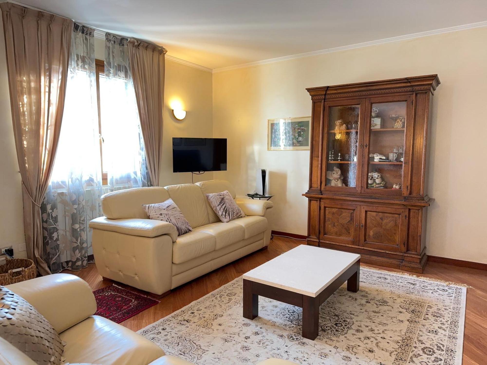 Casa Perfetta Per Grandi Famiglie, Con Jacuzzi Villa Bevera  Buitenkant foto
