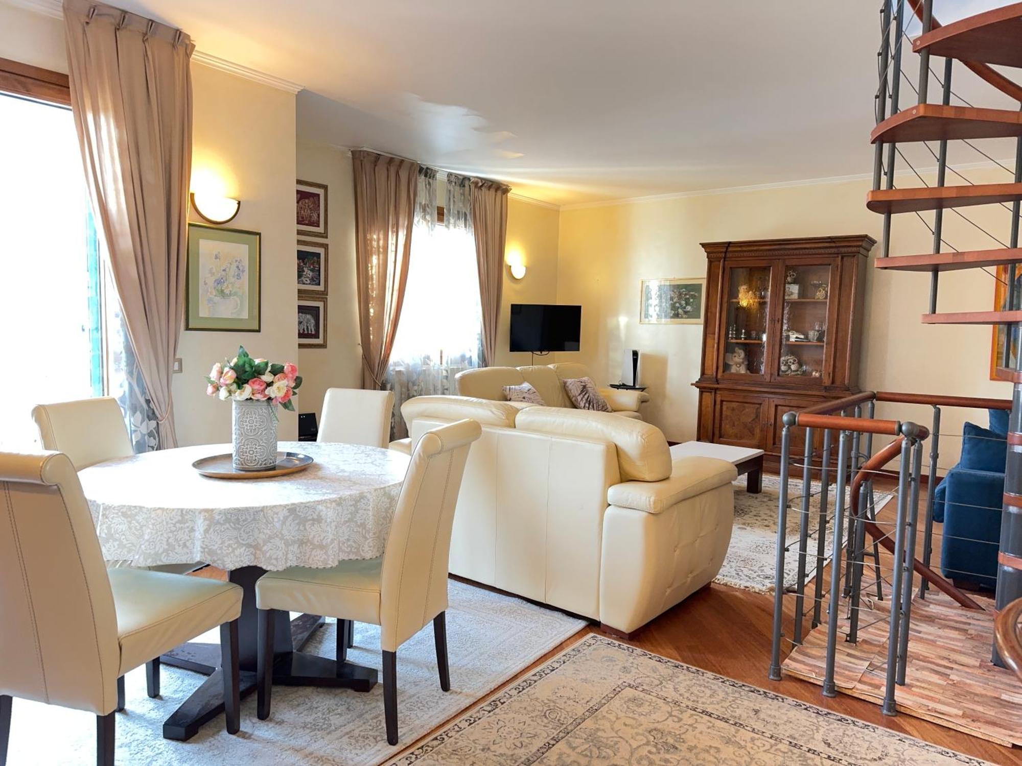 Casa Perfetta Per Grandi Famiglie, Con Jacuzzi Villa Bevera  Buitenkant foto